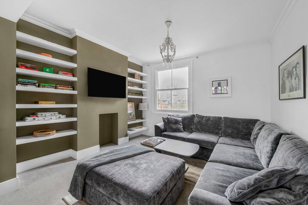 Property photo 3 of 16