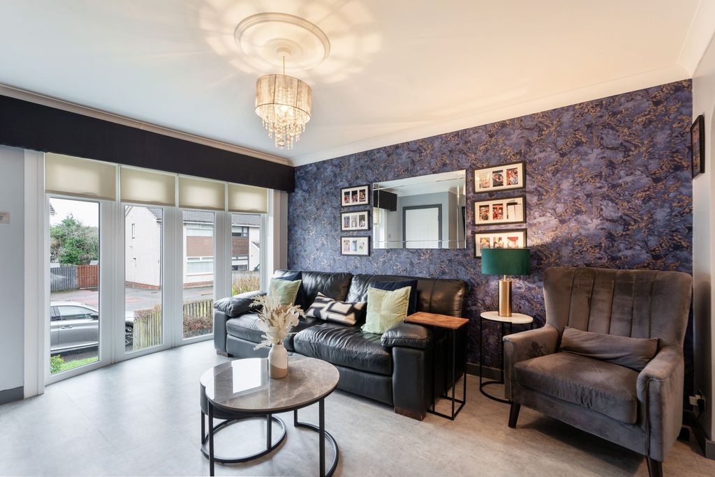 Property photo 2 of 29