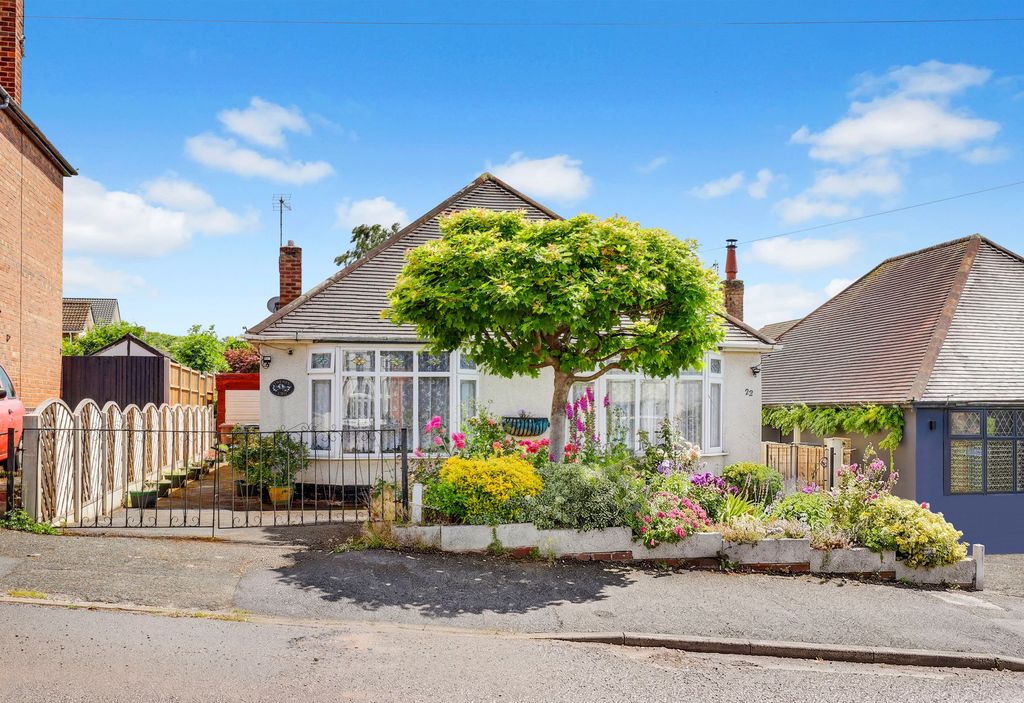 Property photo 1 of 13