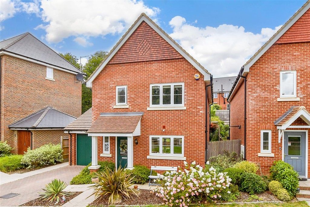 Property photo 2 of 13 External (Web)