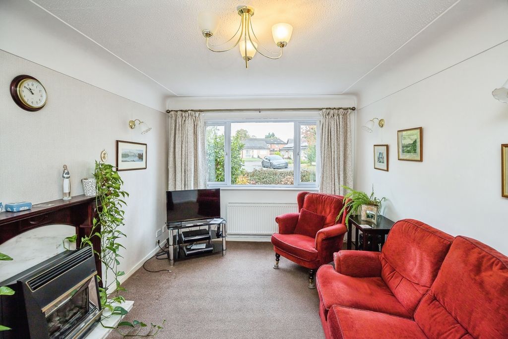 Property photo 2 of 23 Living Room