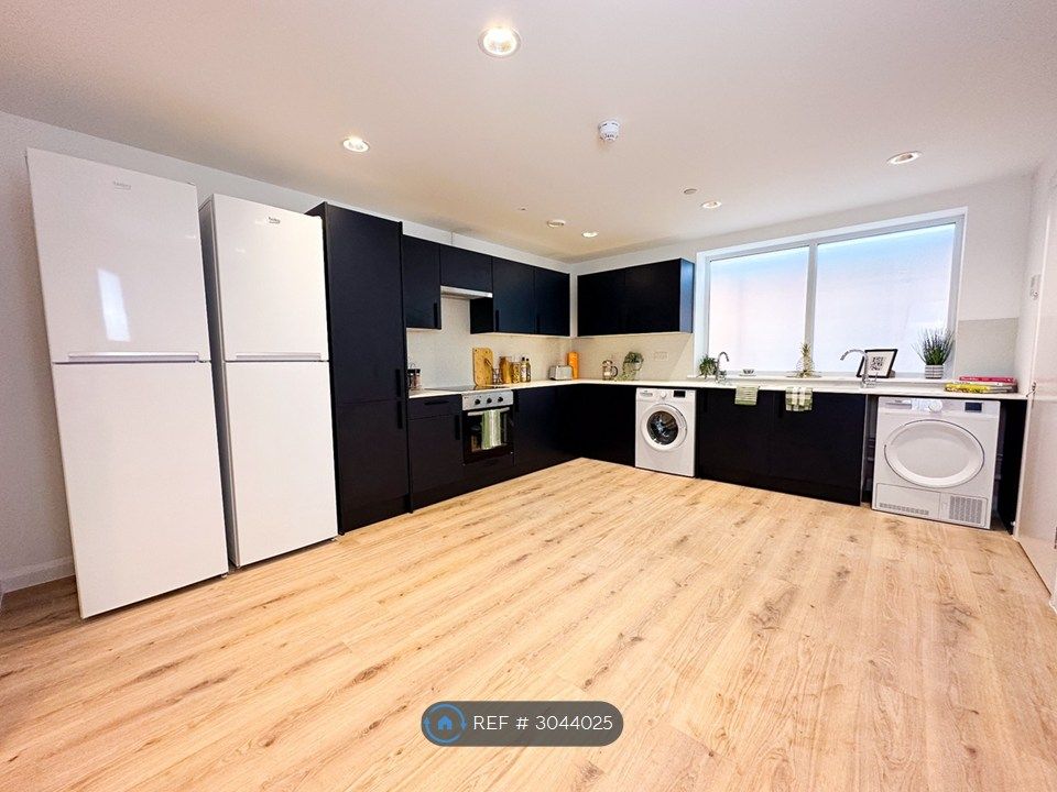 Property photo 2 of 3 Kitchen