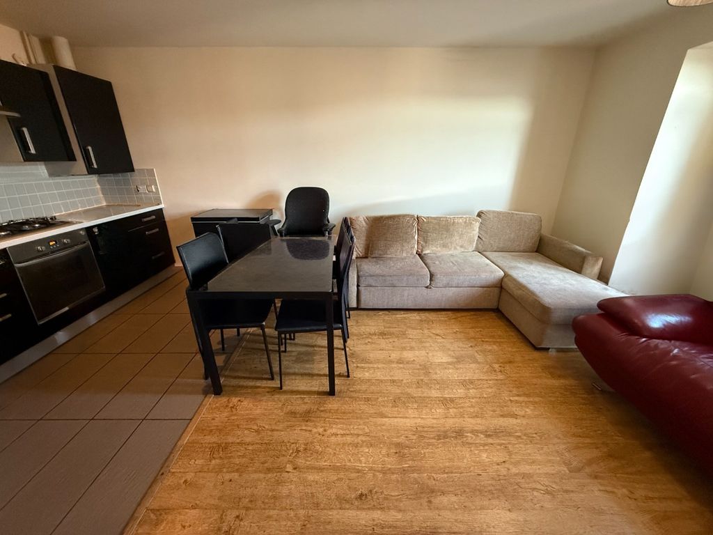 Property photo 2 of 5 4980133