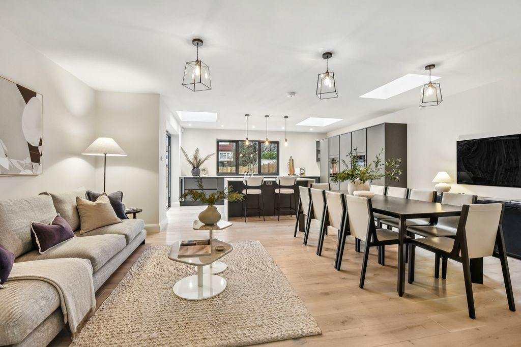 Property photo 1 of 32 Dining Area