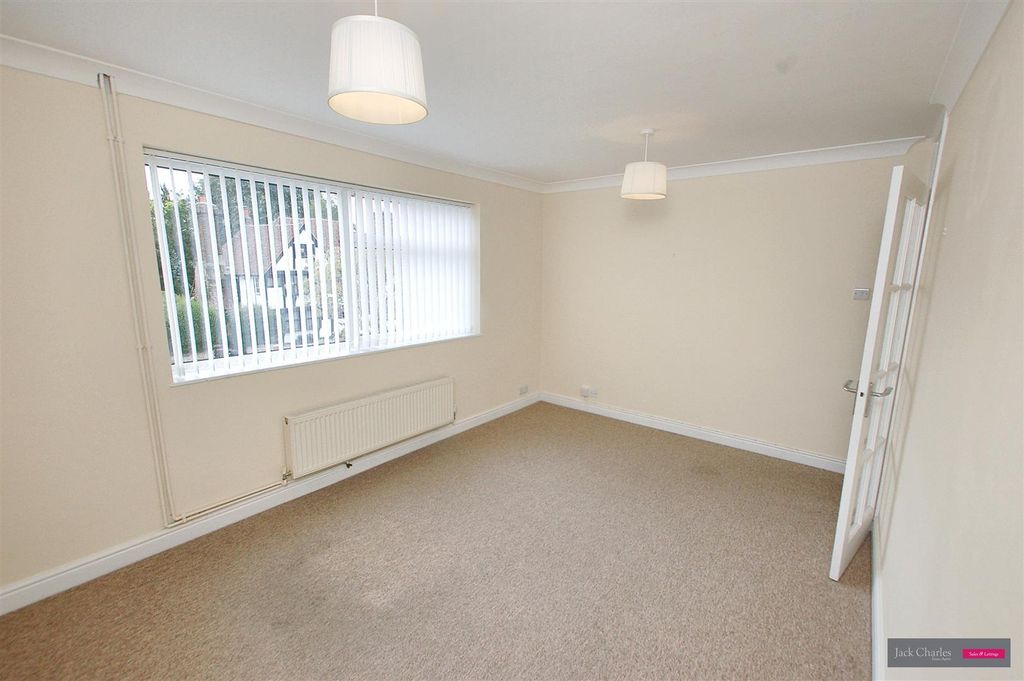 Property photo 2 of 16 Dsc_0035 (1).Jpg