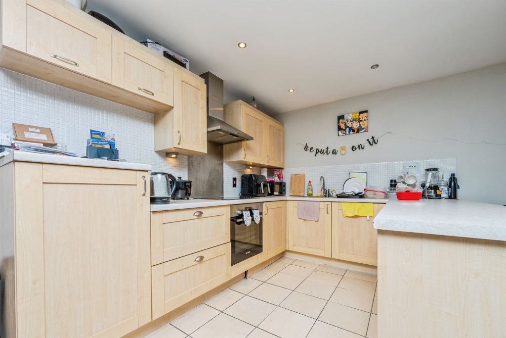 Property photo 2 of 13