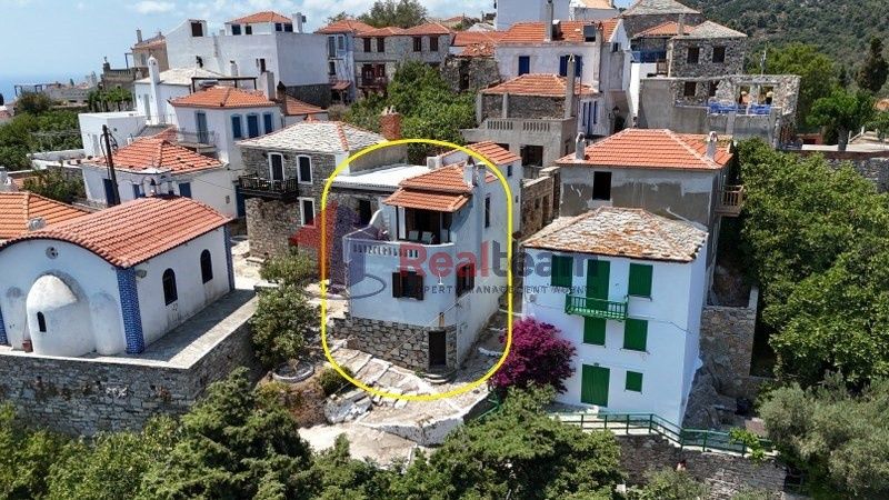 Property photo 1 of 21