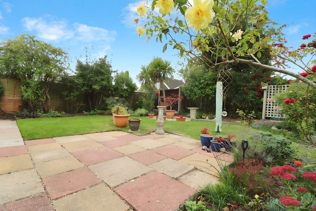 Property photo 3 of 28 Picture No. 22