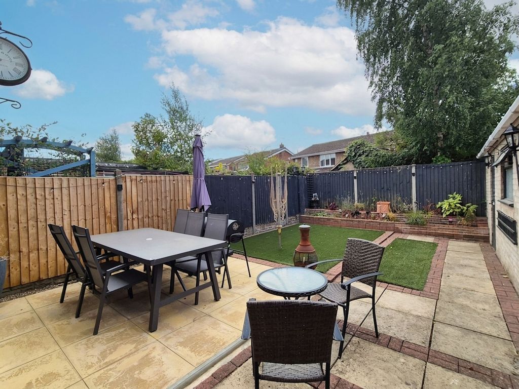 Property photo 3 of 17
