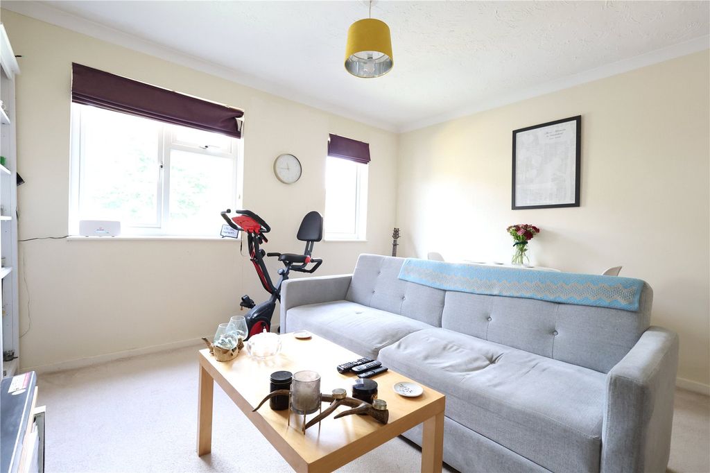 Property photo 3 of 9 Picture No. 06