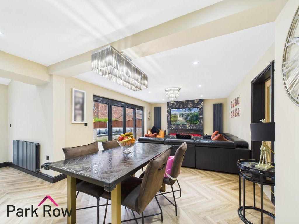 Property photo 3 of 30