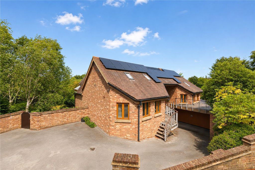 Property photo 1 of 29 Picture No. 46