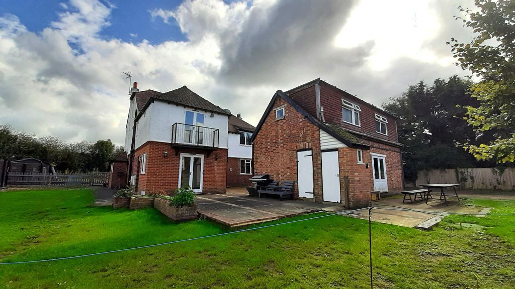 Property photo 3 of 14
