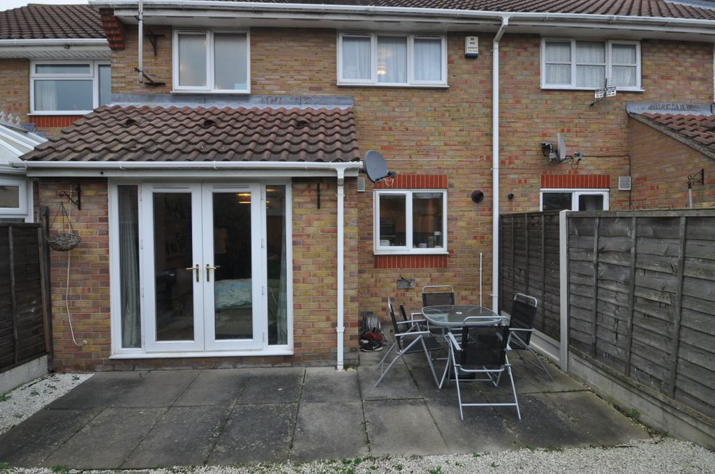 Property photo 2 of 7