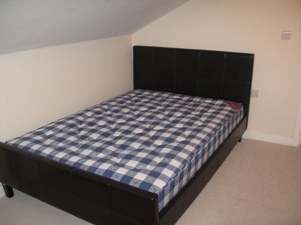 Property photo 2 of 3