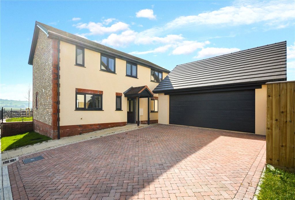 Property photo 1 of 9 Picture No. 18