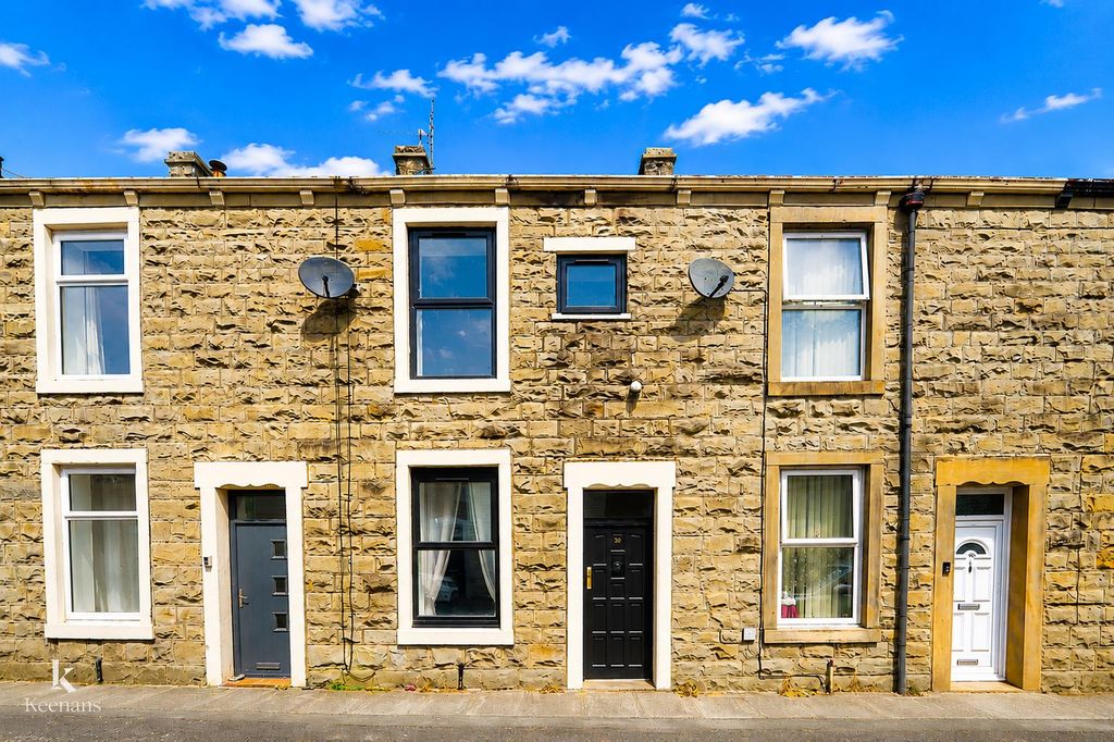 Property photo 3 of 29