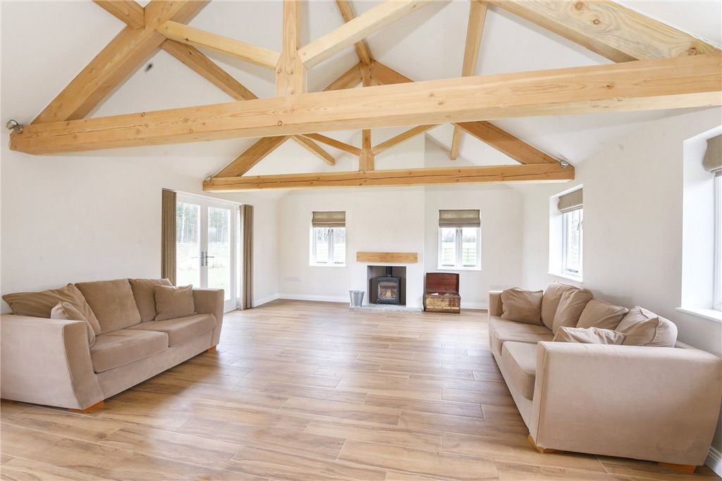 Property photo 3 of 22 Picture No. 10