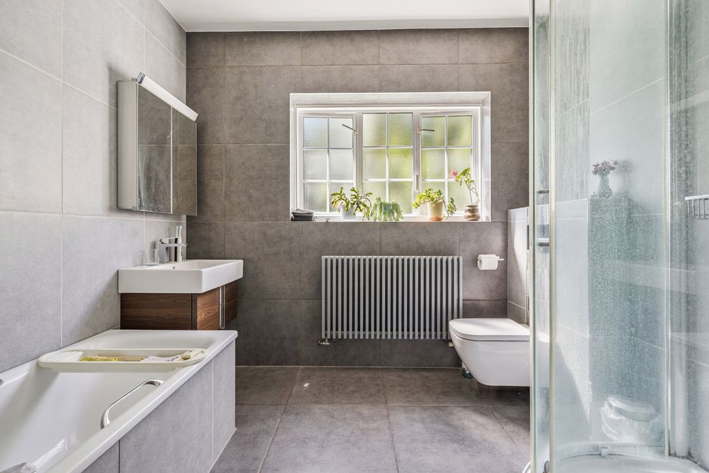 Additional image 25 of 7 bed detached house for salePaines Lane, Pinner Village HA5