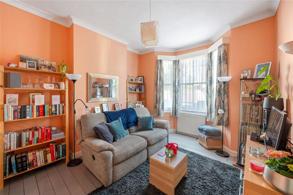 Property photo 2 of 11 Picture No. 04