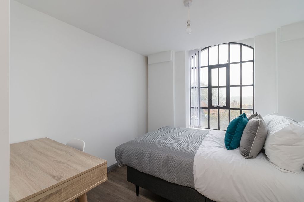 Property photo 3 of 9