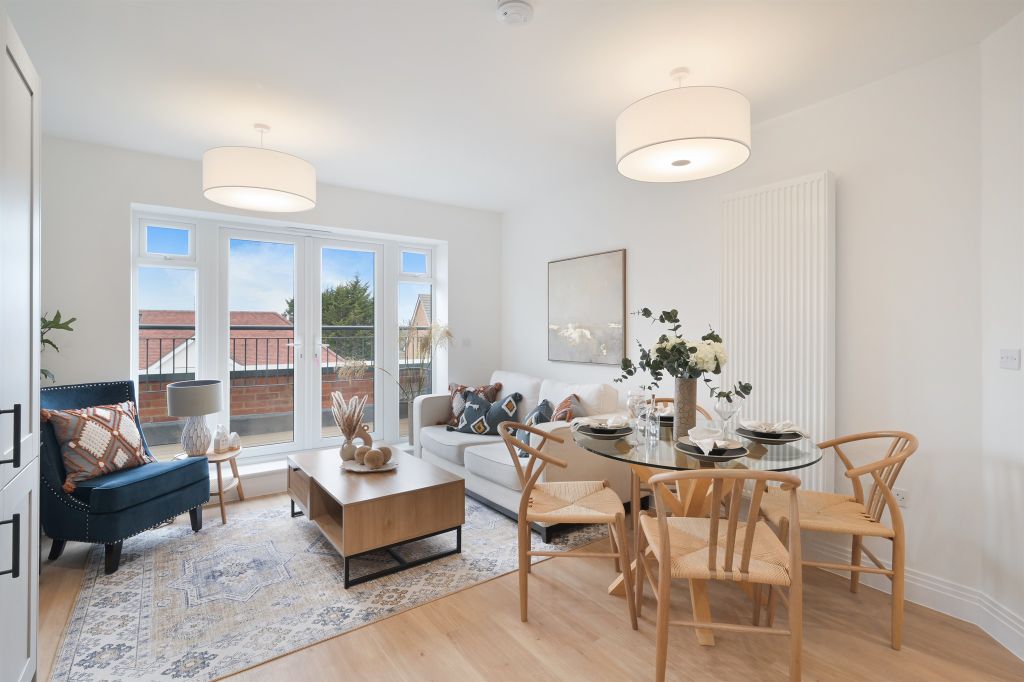 Property photo 2 of 17