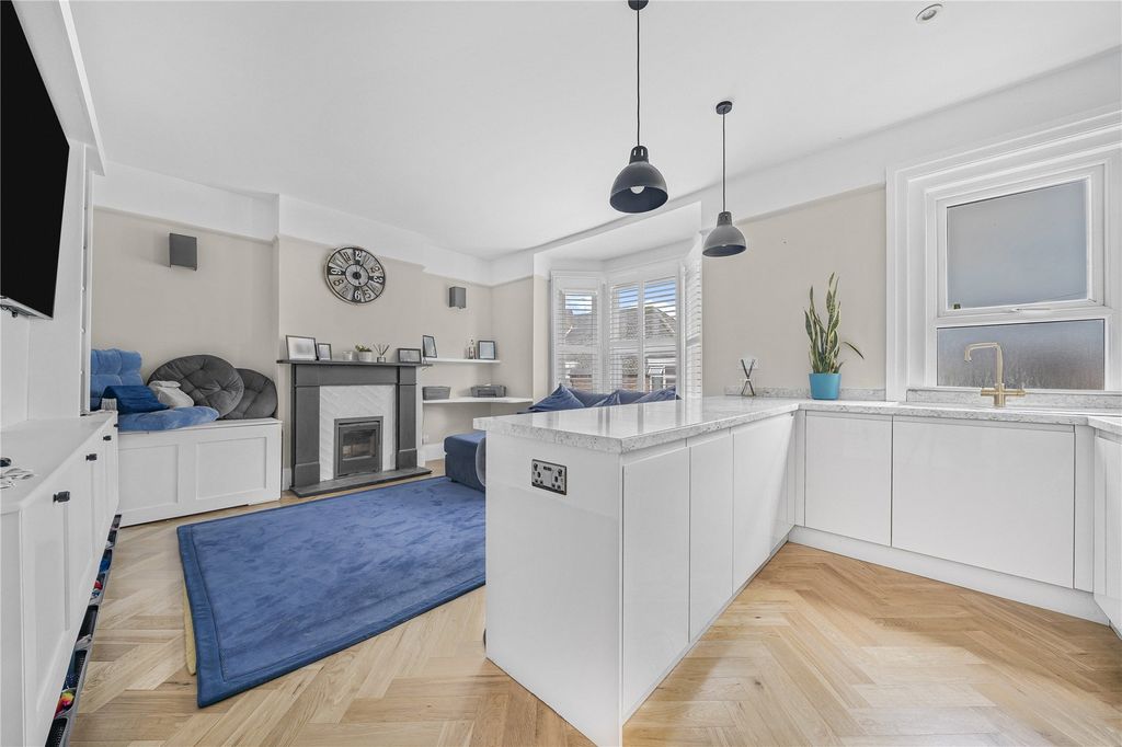 Property photo 2 of 12 Picture No. 02