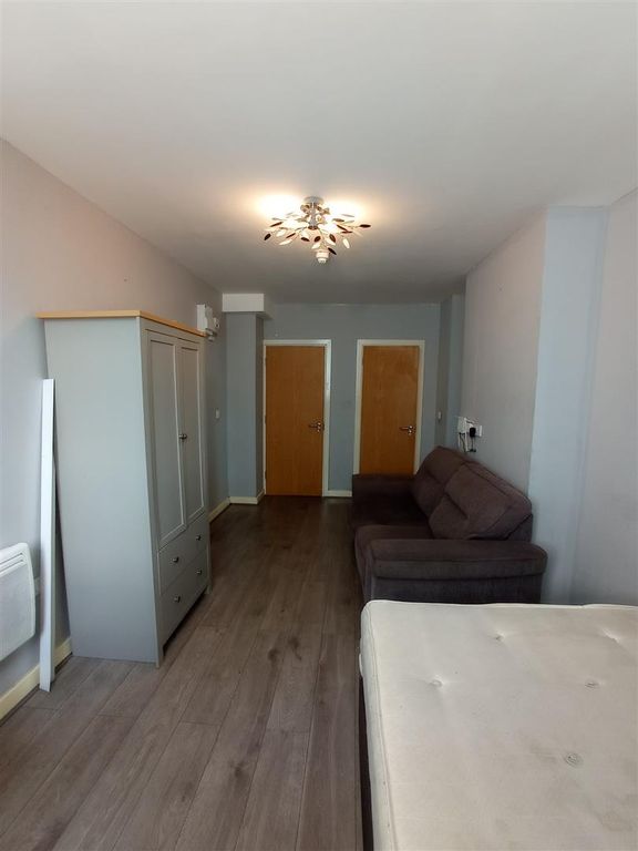 Property photo 2 of 10 Img-20241008-Wa0083.Jpg