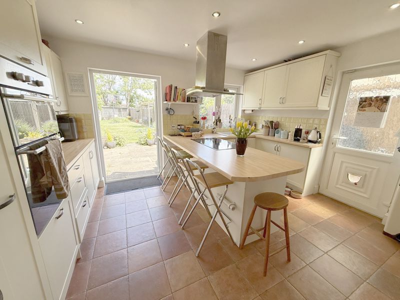 Property photo 2 of 18 Photo 4