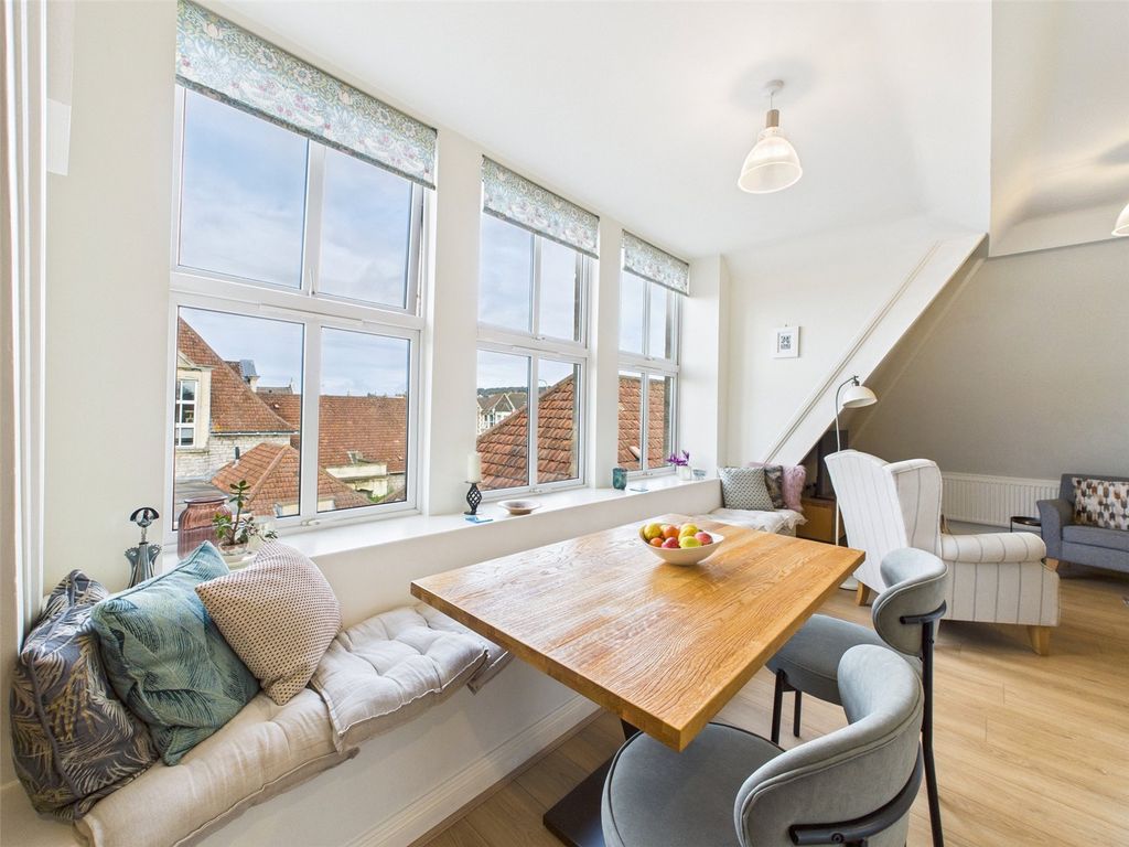 Property photo 2 of 18 Picture No. 08