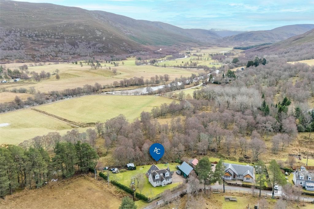 Property photo 1 of 27 External