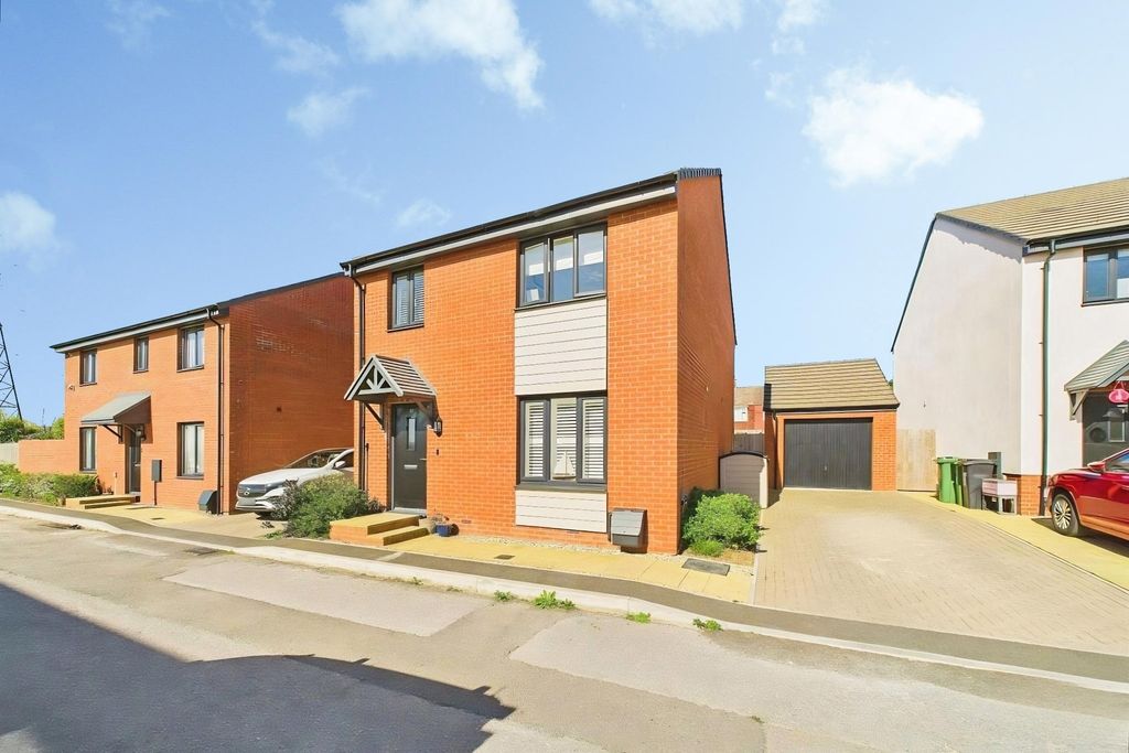 Property photo 1 of 20 User_Edited_Photo-4Ab21957_User-Edited-063309Ad-d7