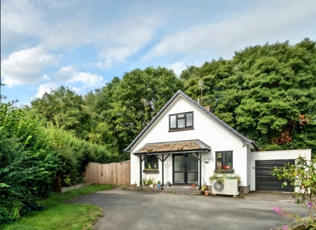 Property photo 1 of 28 External