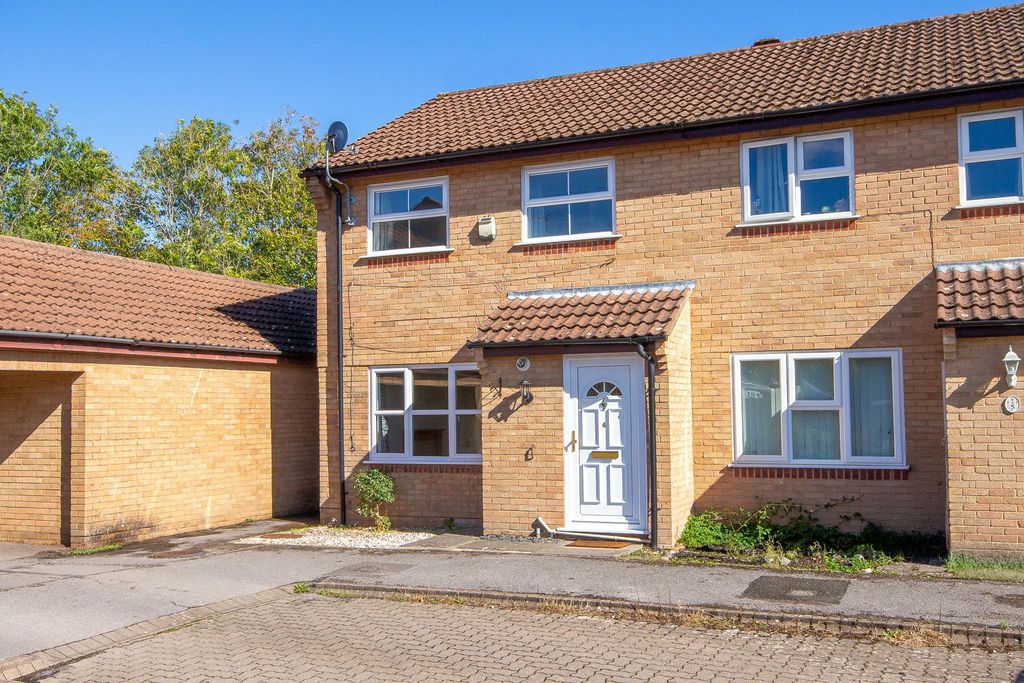 Property photo 1 of 16 External
