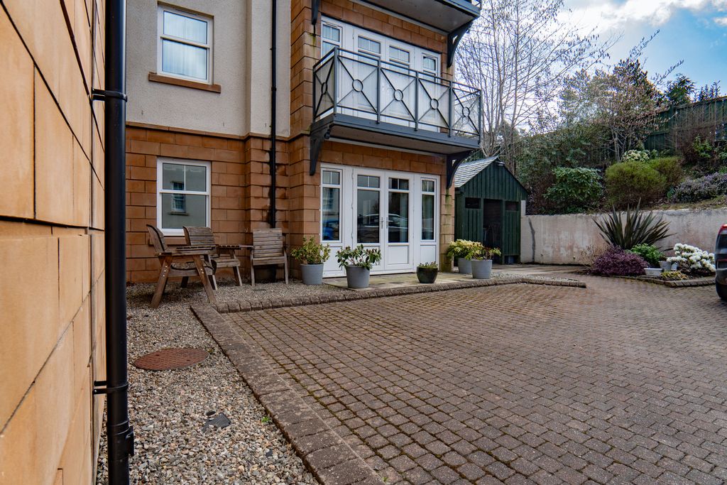 Additional image 28 of 4 bed flat for saleIsland Bank Road, Inverness IV2