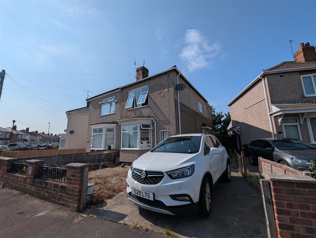 Property photo 1 of 9 Externally