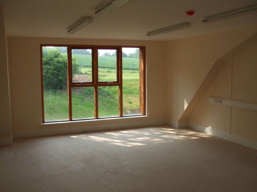 Property photo 3 of 11 Rooms Available