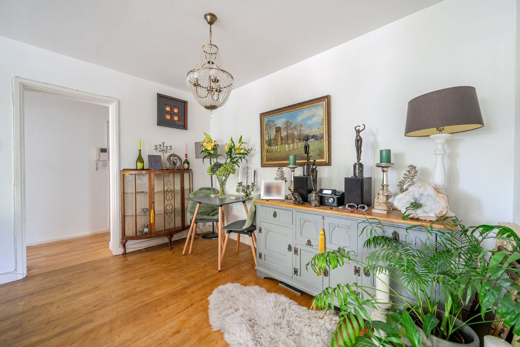 Property photo 3 of 16 Picture No. 03