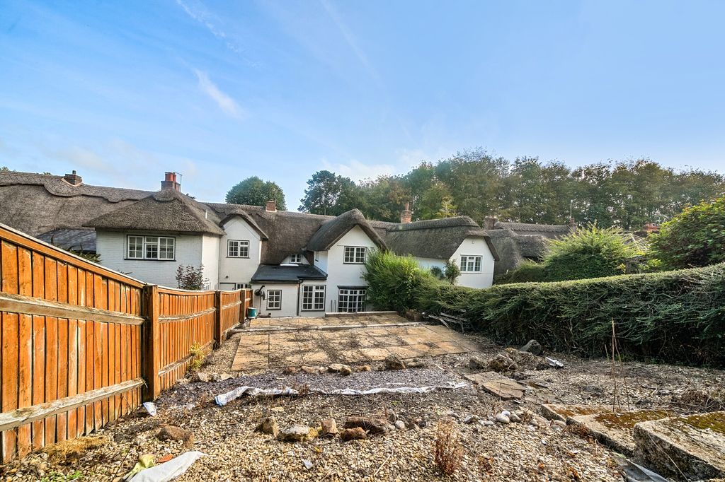 Property photo 3 of 12