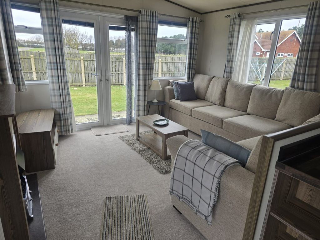 Property photo 2 of 4 1