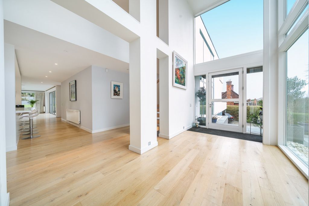 Property photo 2 of 33 1415720-63-69A1E3...