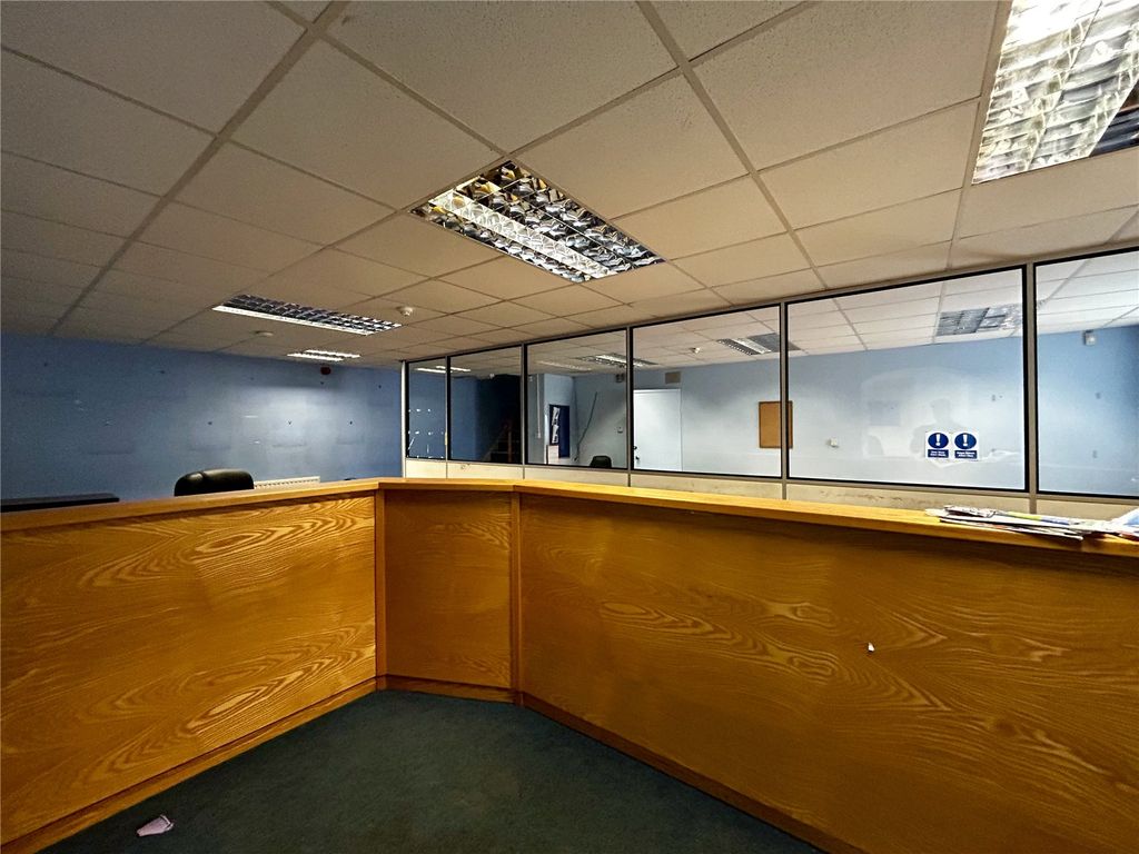 Property photo 3 of 17 Picture No. 2