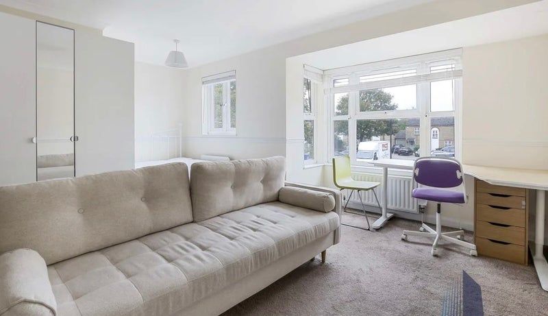 Property photo 2 of 7