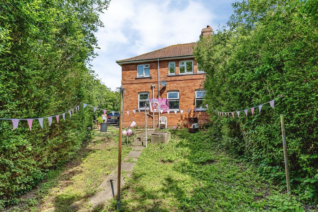 Property photo 3 of 20