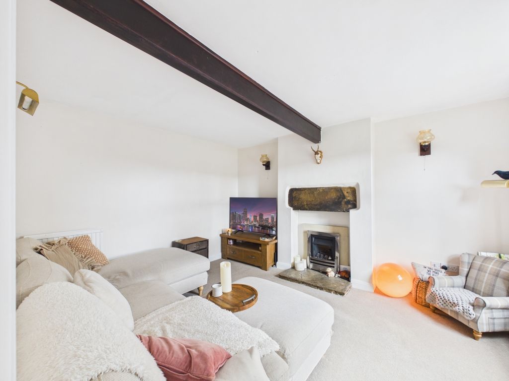 Property photo 3 of 24 Cam04789G0-Pr0038-Still001