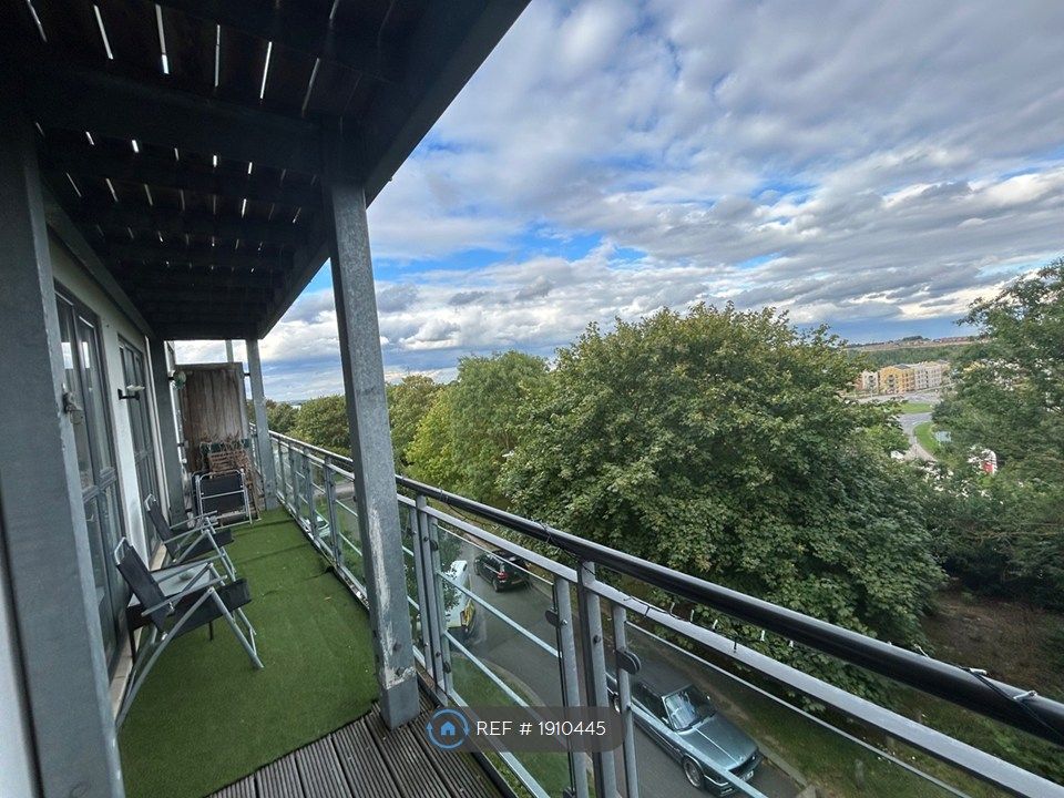 Property photo 1 of 17 Balcony View (Left)