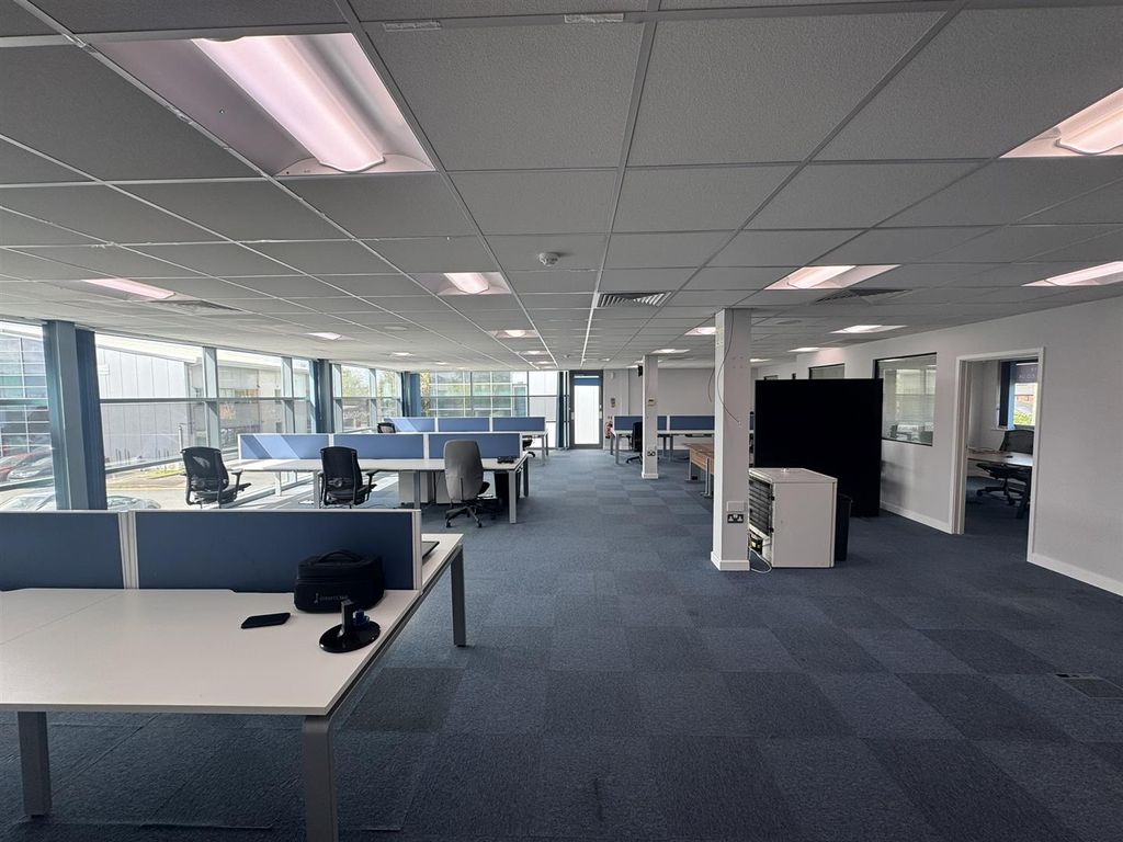 Property photo 2 of 11 Img_9967.Jpeg