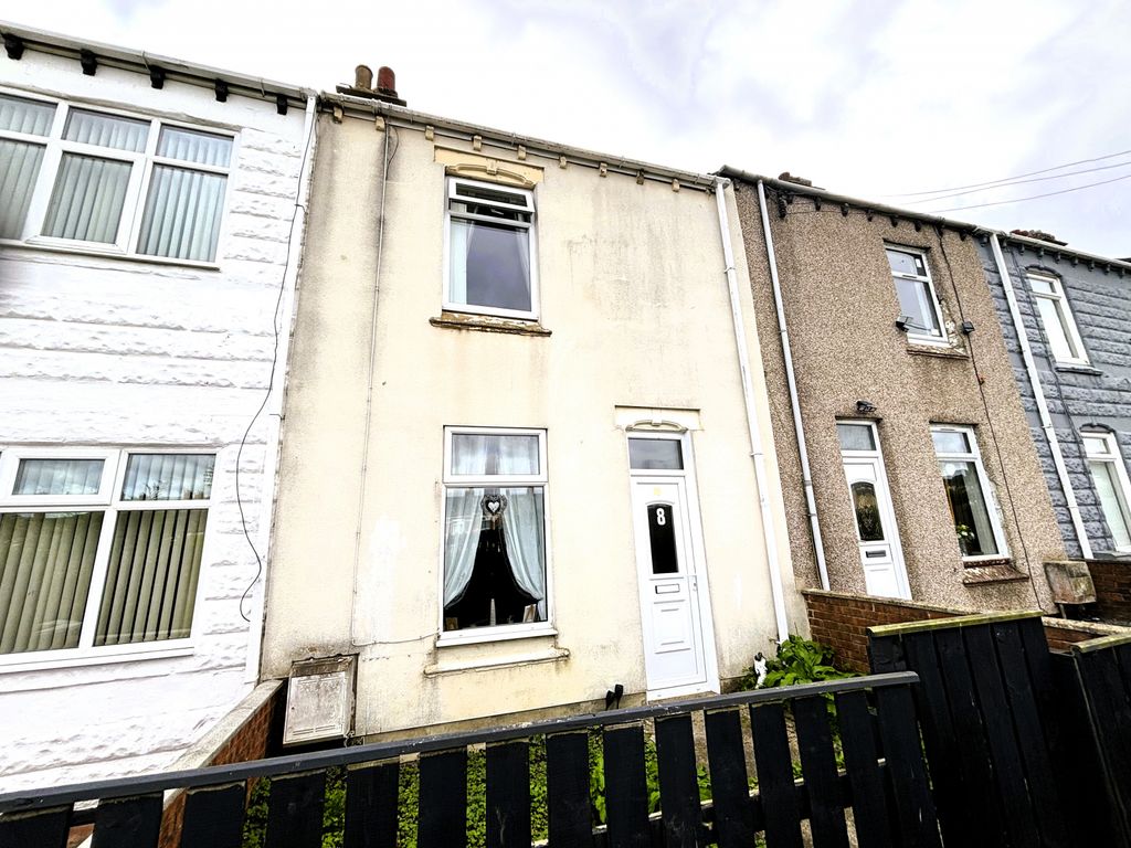 Property photo 2 of 8 Gallery