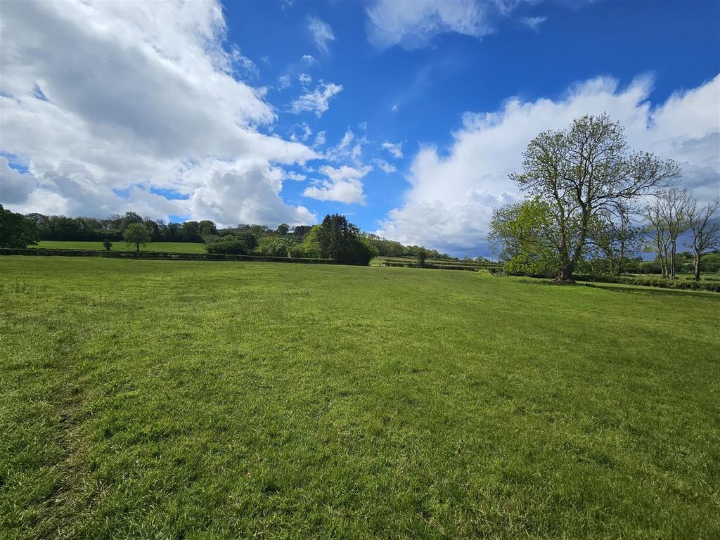 Property photo 3 of 5 3.Jpg