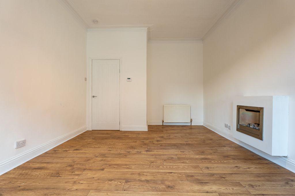 Property photo 3 of 9 A-2